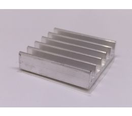 Tản nhiệt nhôm 26x26x7mm - có sẵn keo tản nhiệt (H09)