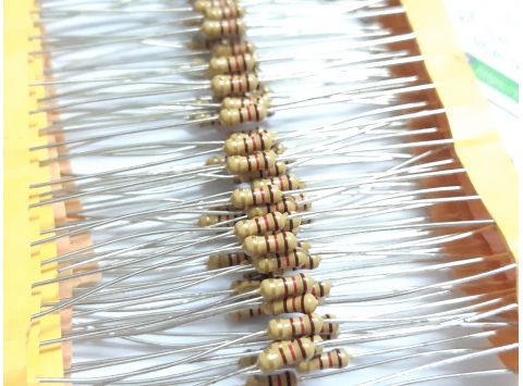 Điện Trở 120 Ohm 1/4W 5% ĐL - DIP