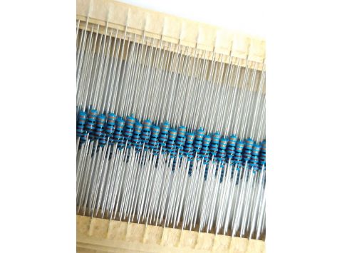 Điện Trở 33K 1/4W 1% - DIP