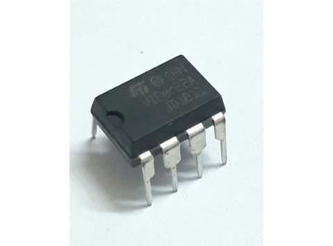 IC VIPer22A JD1811 DIP8